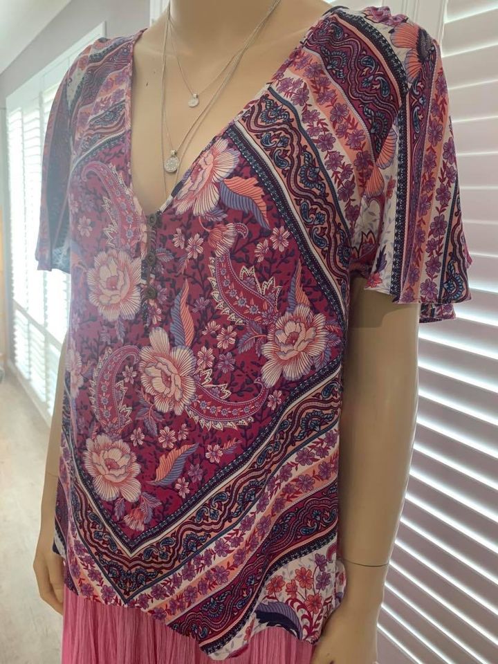 Arnhem Short Sleeve Top Size 10