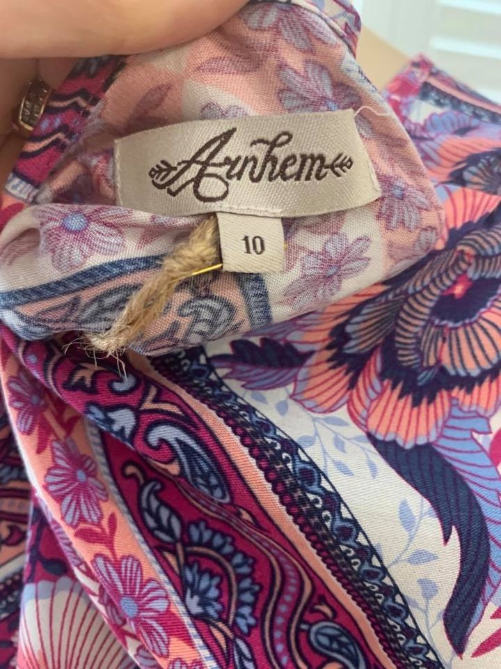 Arnhem Short Sleeve Top Size 10