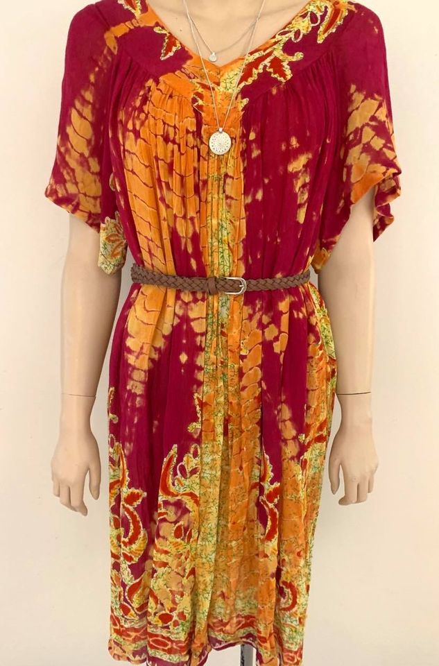 ‘Geisha Girl’ Midi Dress  Free size/one size fits most.